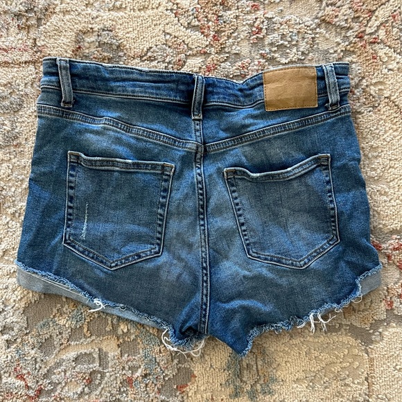 Denim Shorts size 8 - Picture 2 of 12